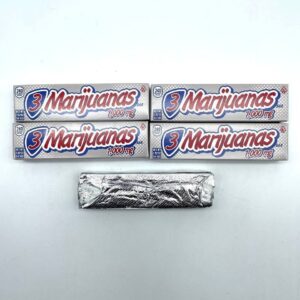 3 marijuanas candy bar