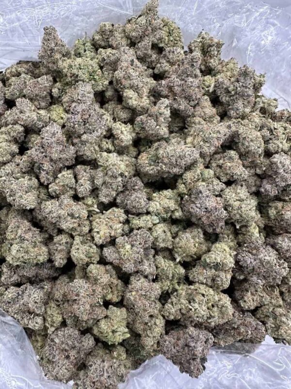 Frosted Fluff Strain